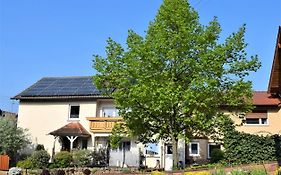 Ferienwohnung Auf Dem Dorf, Kuelsheim