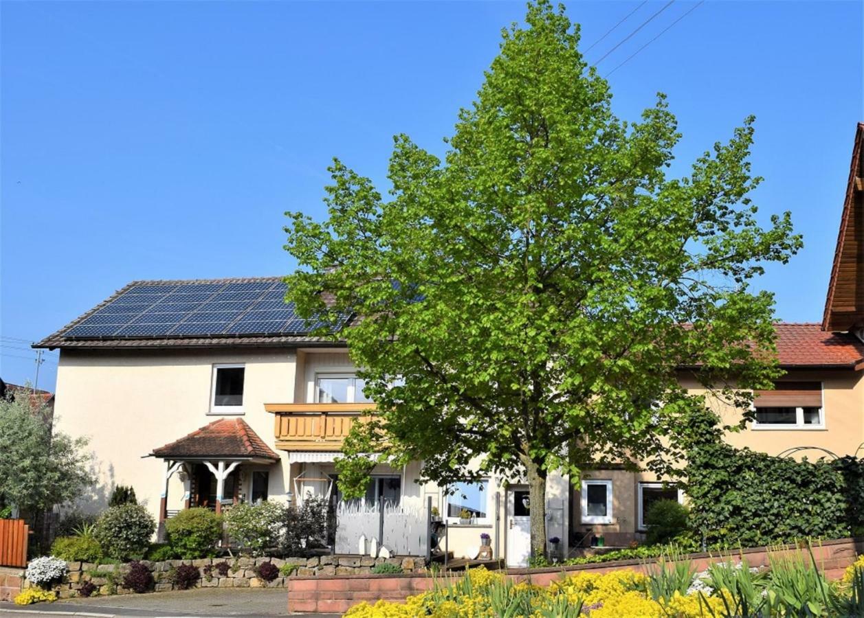 Ferienwohnung Auf Dem Dorf, Kuelsheim Buitenkant foto